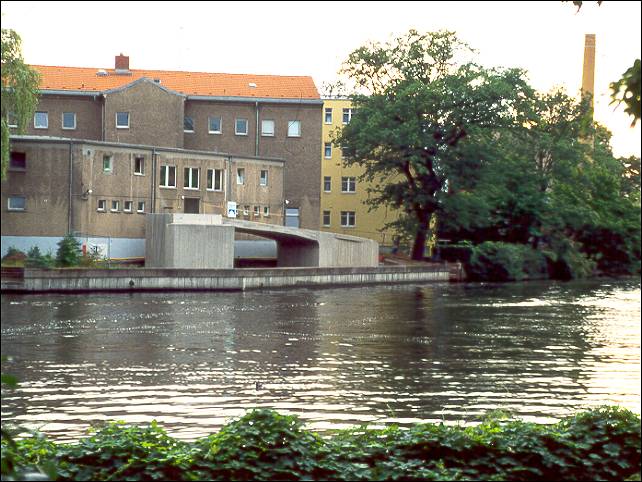 Zurück
