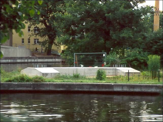 Zurück